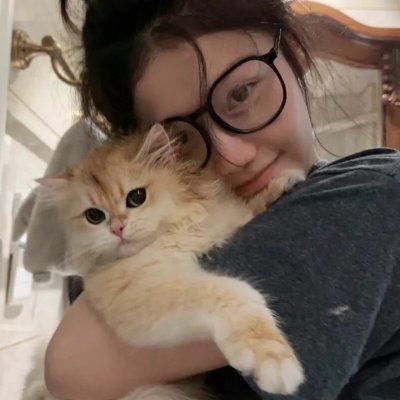 劈腿女王封面